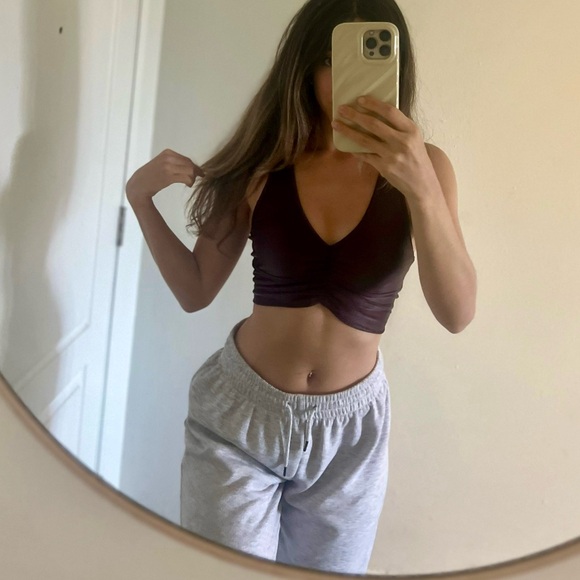 Alo Yoga shiny fabric chocolate brown bra cropped top - Picture 1 of 8